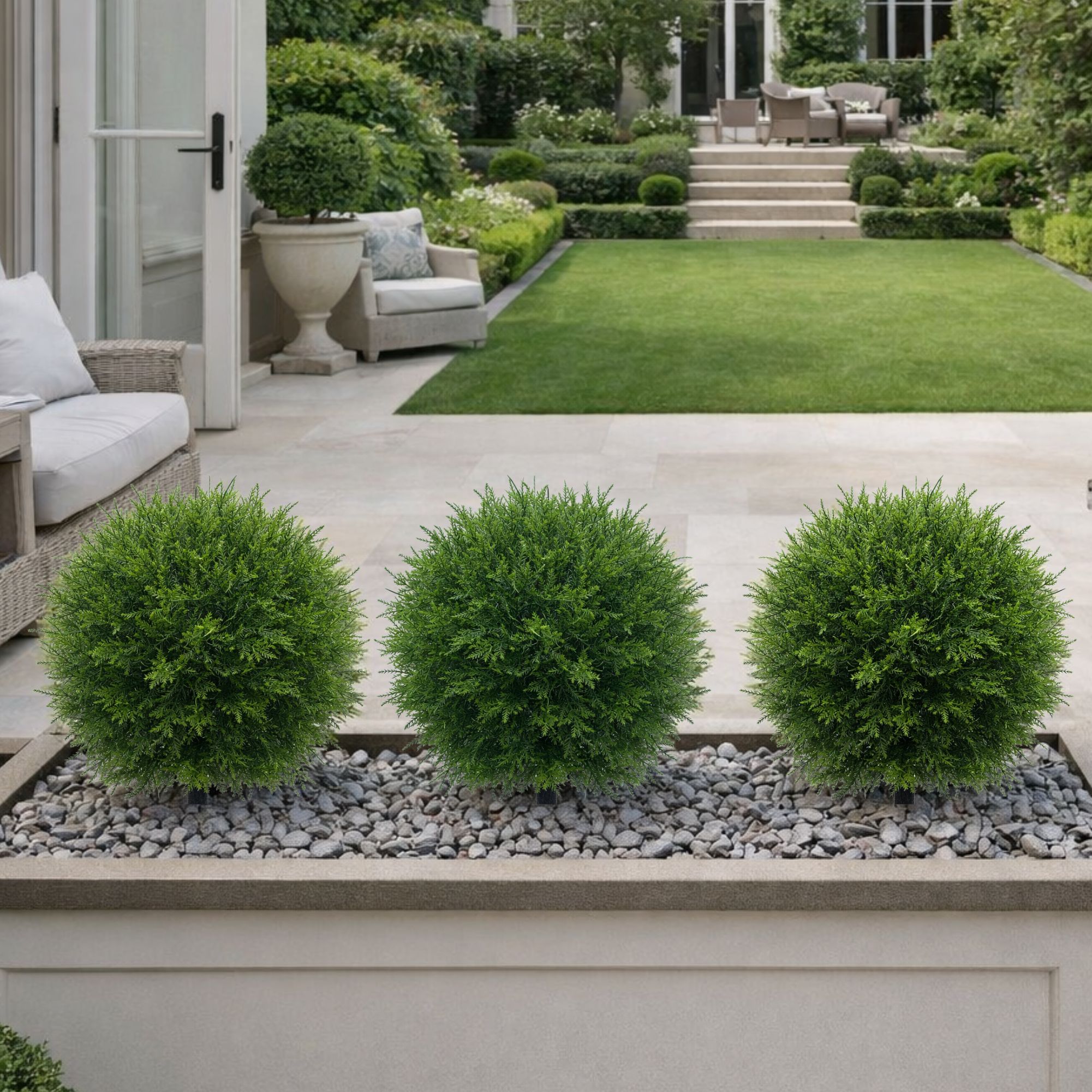 Artificial UV+ Conifer Ball Stake in Situ